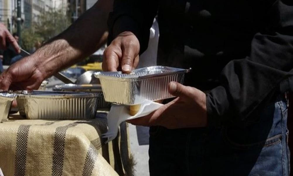 Πρωτοβουλία του Δήμου Πατρέων- 1.000 μερίδες φαγητού για απόρους